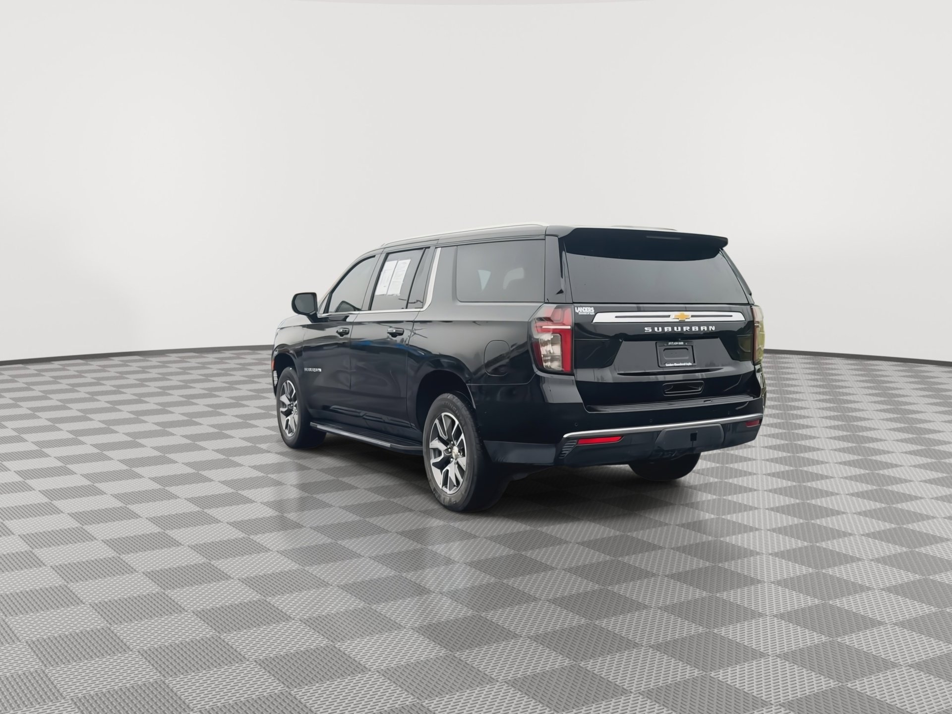 Certified 2024 Chevrolet Suburban LS RWD image 7