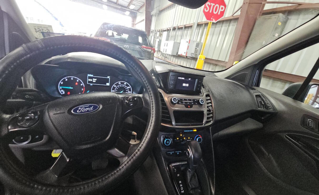 Used 2019 Ford Transit Connect XL image 12
