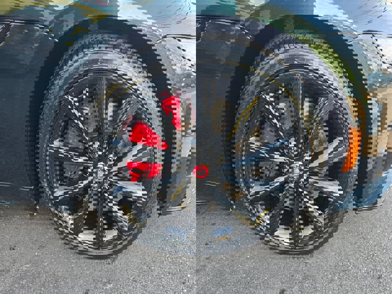 Used 2021 Jaguar F-TYPE R image 33