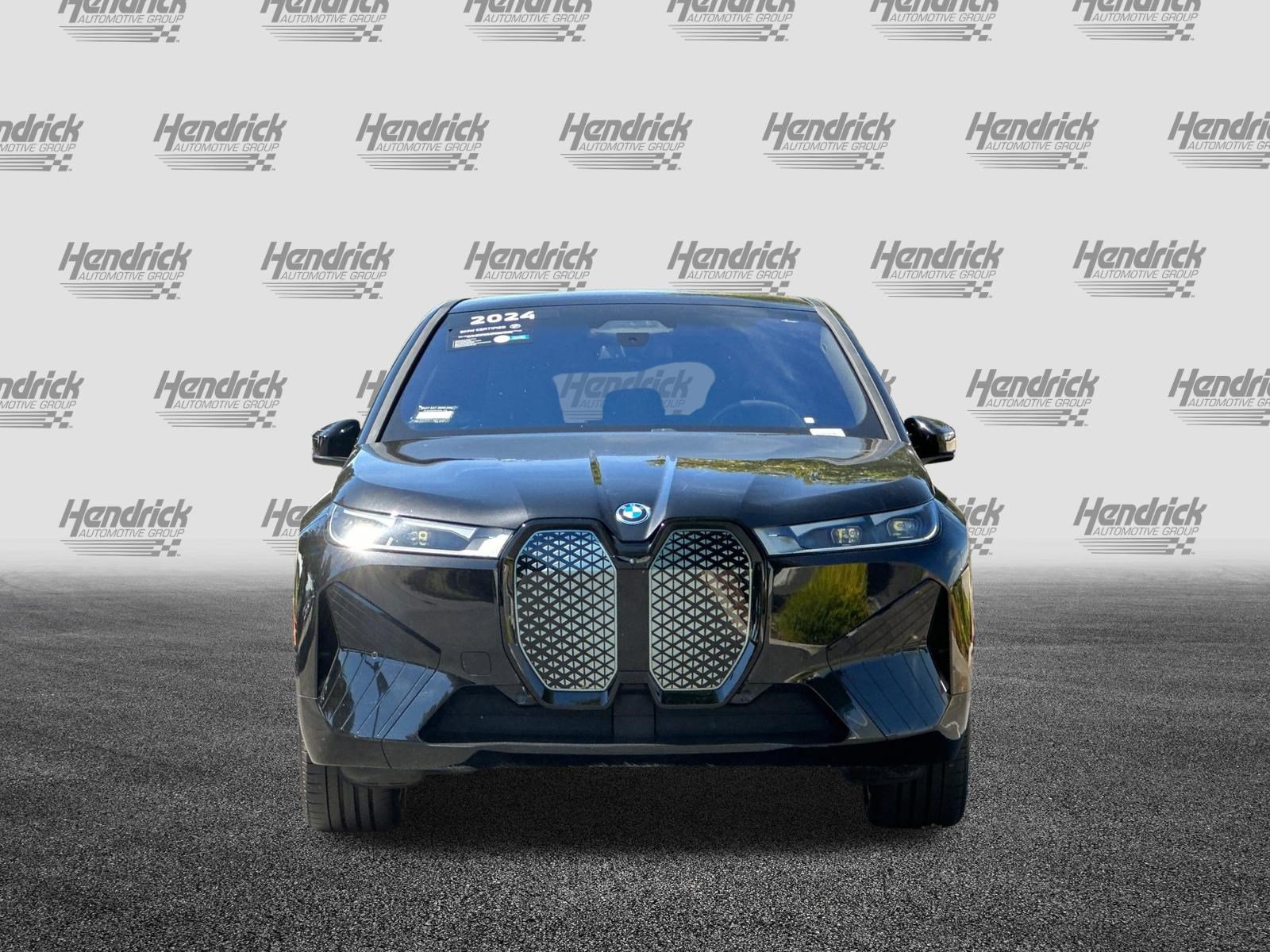 Certified 2024 BMW iX xDrive50 w/ Sport Package AWD/4WD image 10
