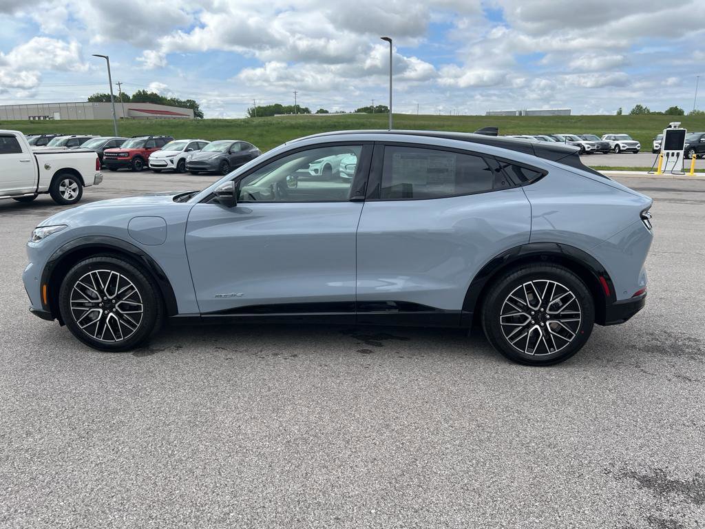 New 2024 Ford Mustang Mach-E Premium image 8