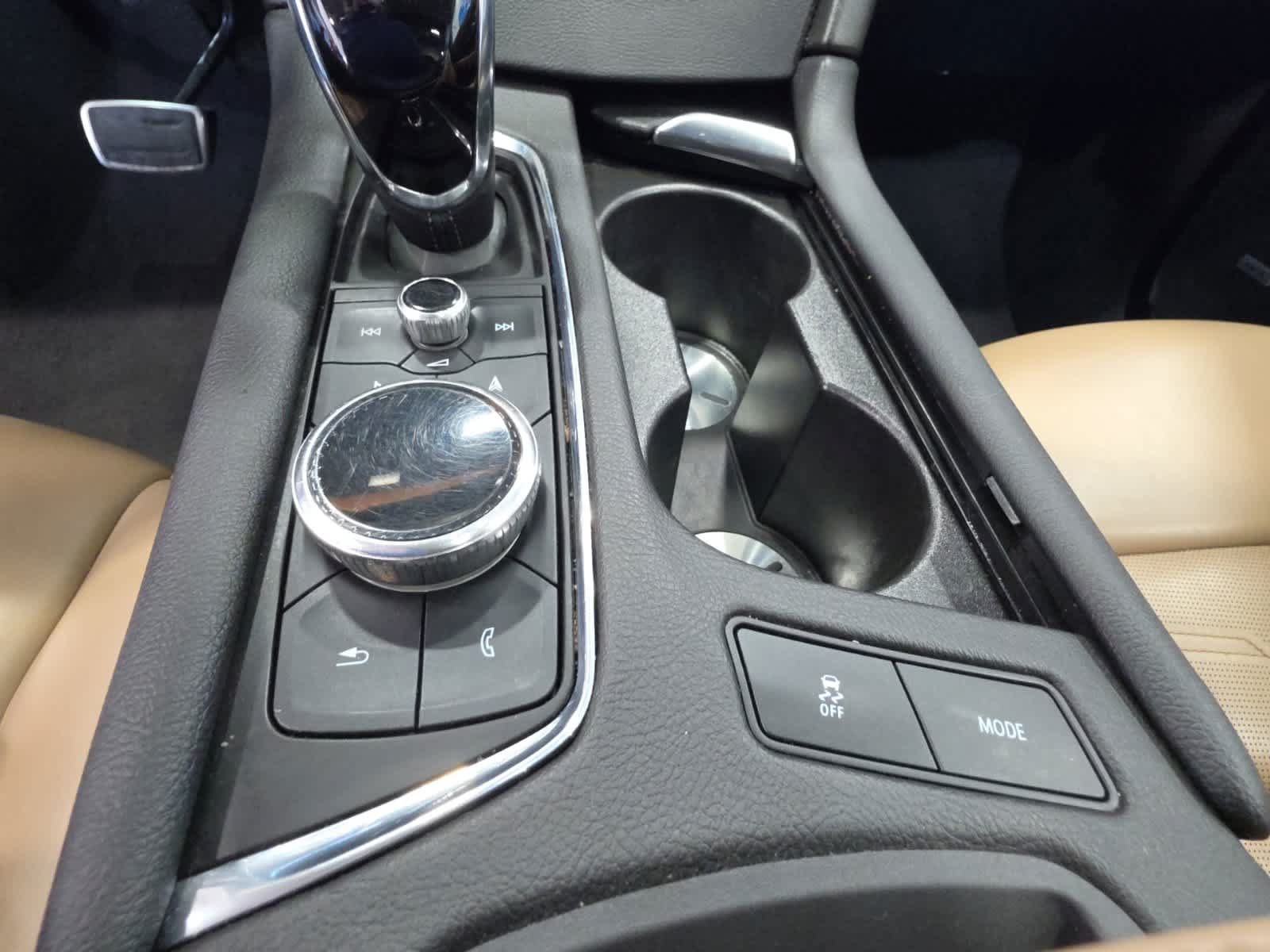 Used 2022 Cadillac XT5 Sportv w/ Platinum Package AWD/4WD image 25