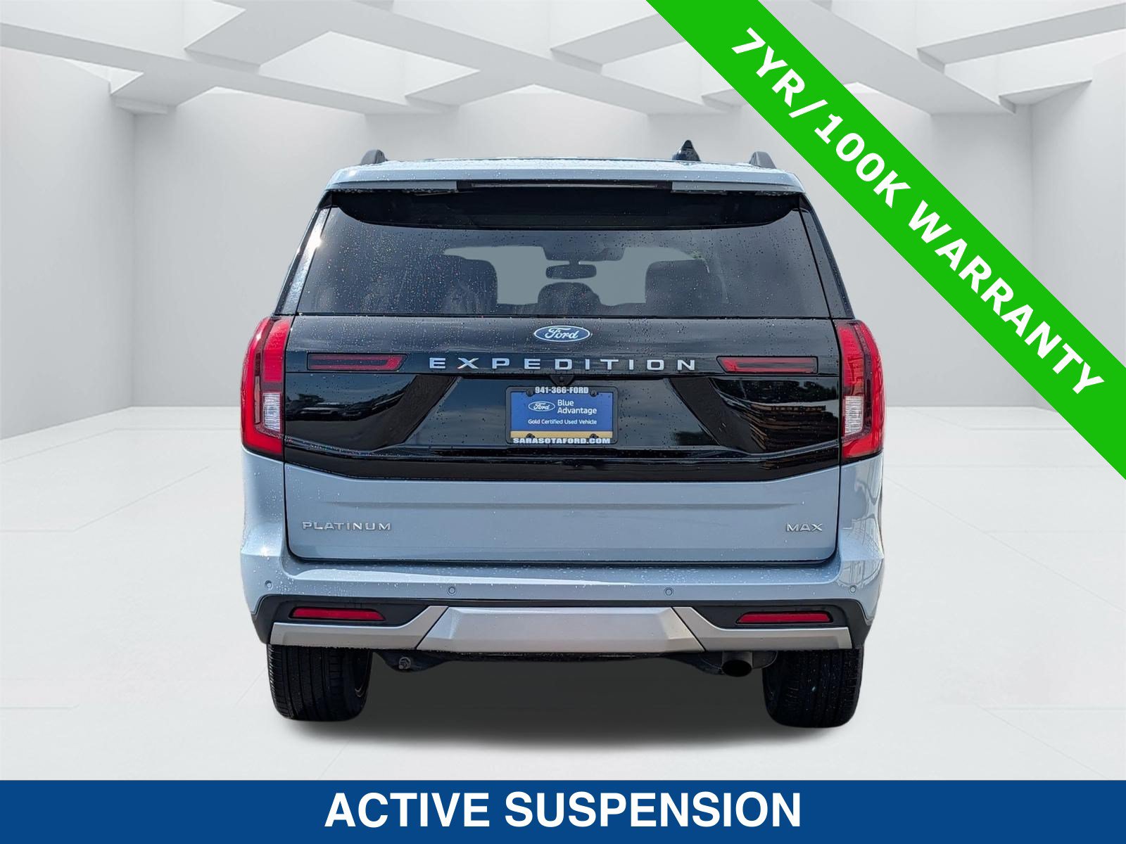Certified 2025 Ford Expedition Max Platinum w/ Driver's Package AWD/4WD image 5