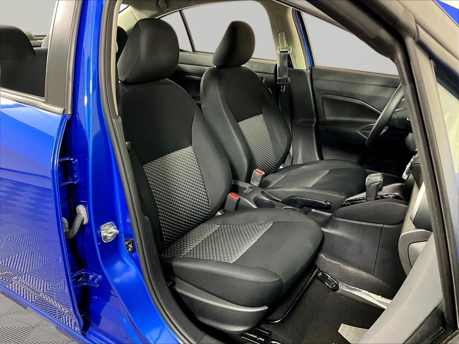 Certified 2021 Nissan Versa S FWD image 28