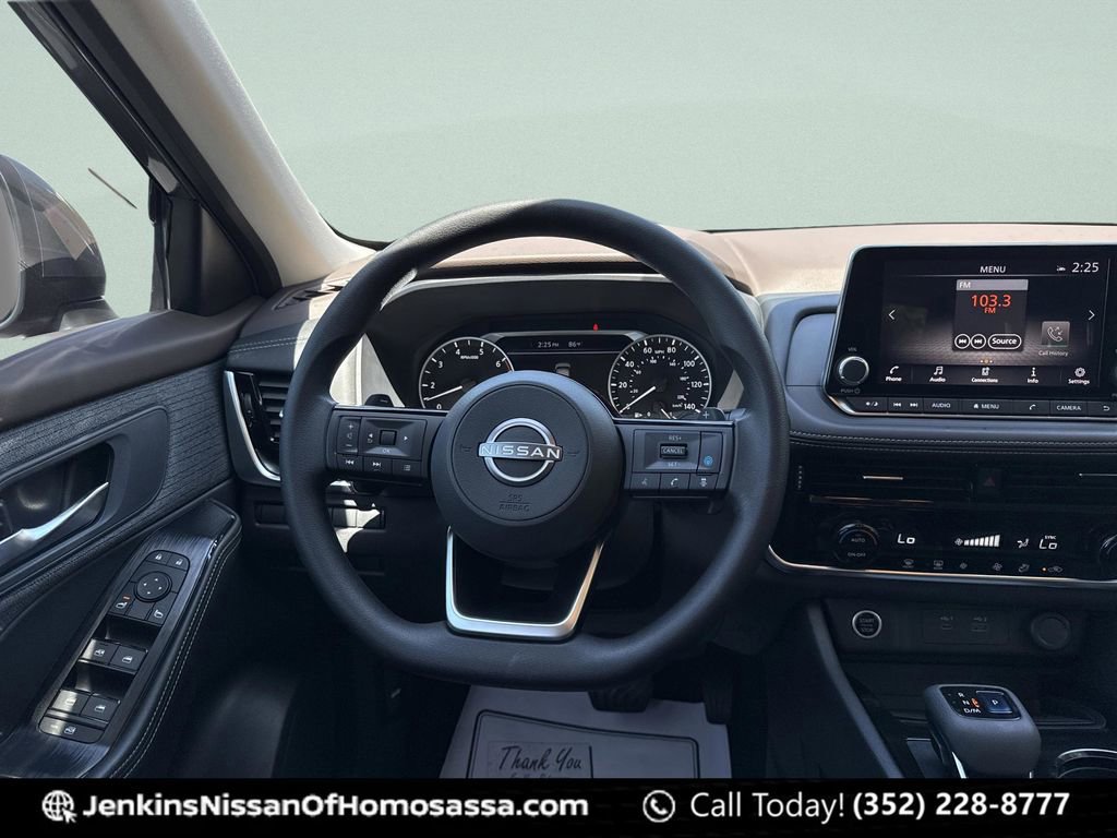 Certified 2022 Nissan Rogue SV FWD image 21