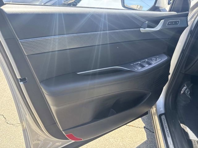 Used 2024 Hyundai Palisade Limited AWD/4WD image 14