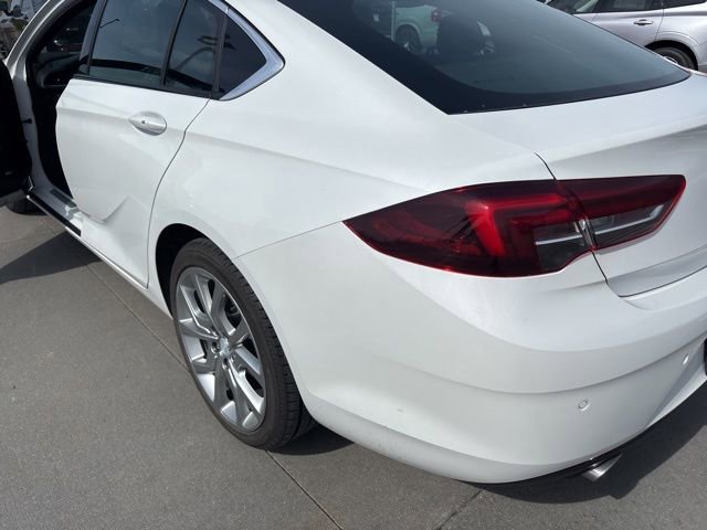 Used 2020 Buick Regal Avenir image 4