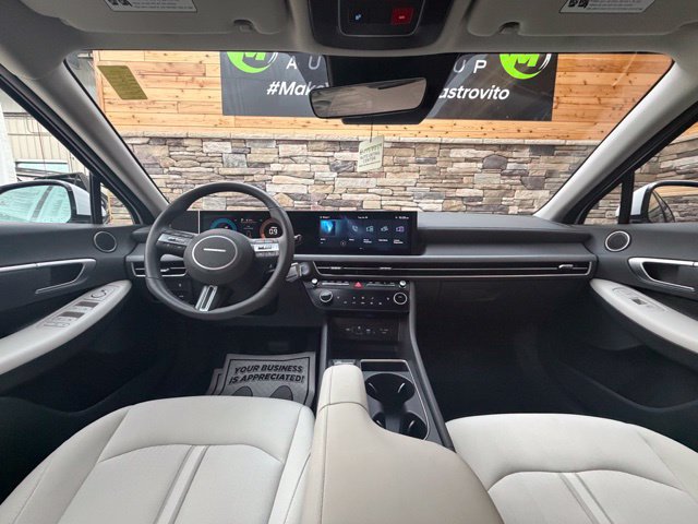 Used 2026 Hyundai Sonata SEL FWD image 18
