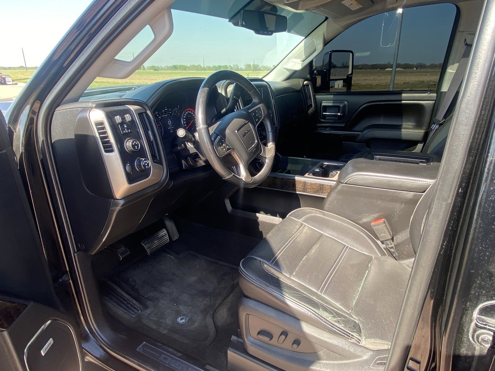 Used 2016 GMC Sierra 2500 Denali w/ Duramax Plus Package image 13