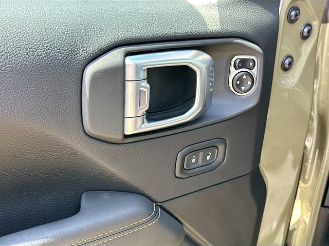 New 2026 Jeep Wrangler Unlimited Sahara AWD/4WD image 14