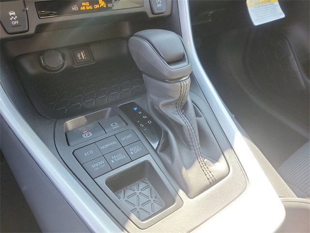 New 2024 Toyota RAV4 LE AWD/4WD image 9
