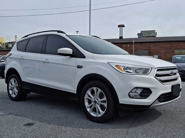 Used 2018 Ford Escape SE w/ SE Sync 3 Package image 3