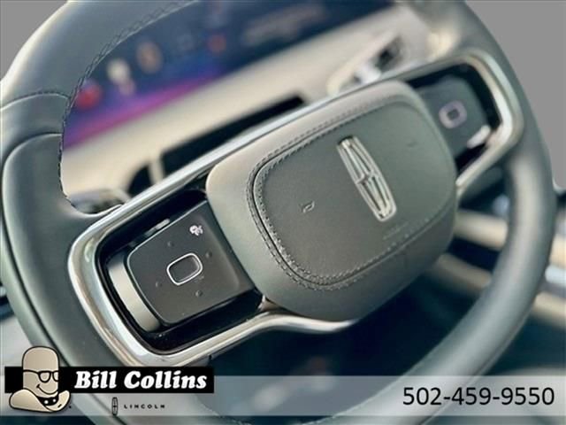 New 2024 Lincoln Nautilus Premier image 14