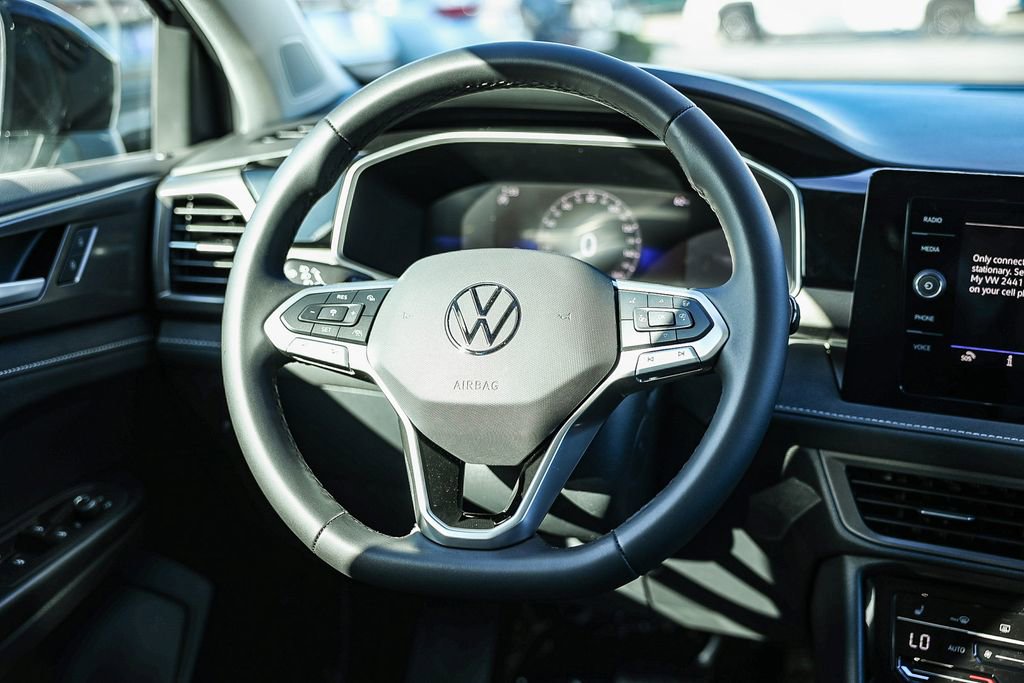 New 2026 Volkswagen Taos SE image 27