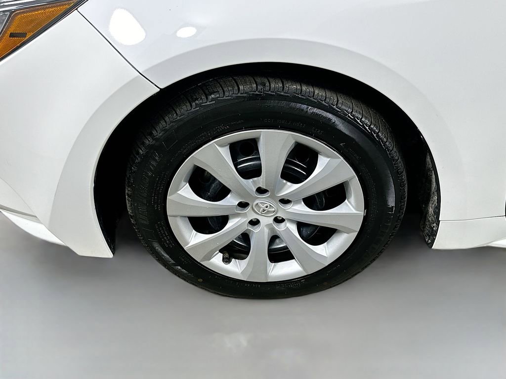 Used 2023 Toyota Corolla LE FWD image 8