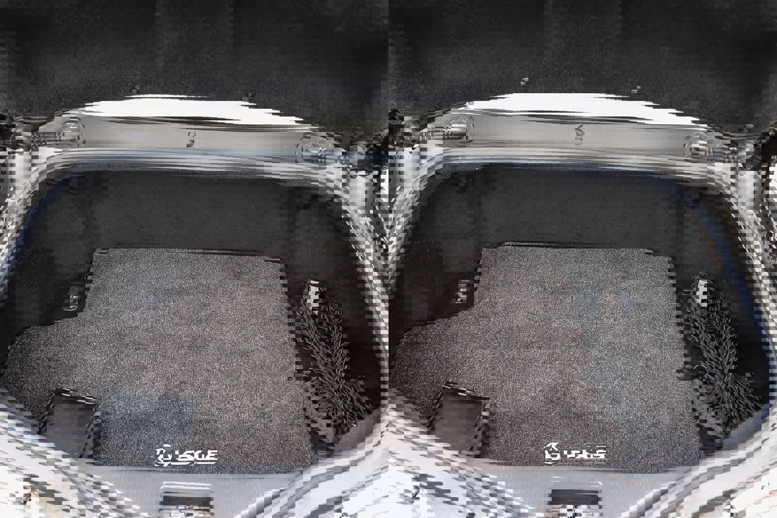 Used 2018 Lexus LC 500h w/ Touring Package image 29