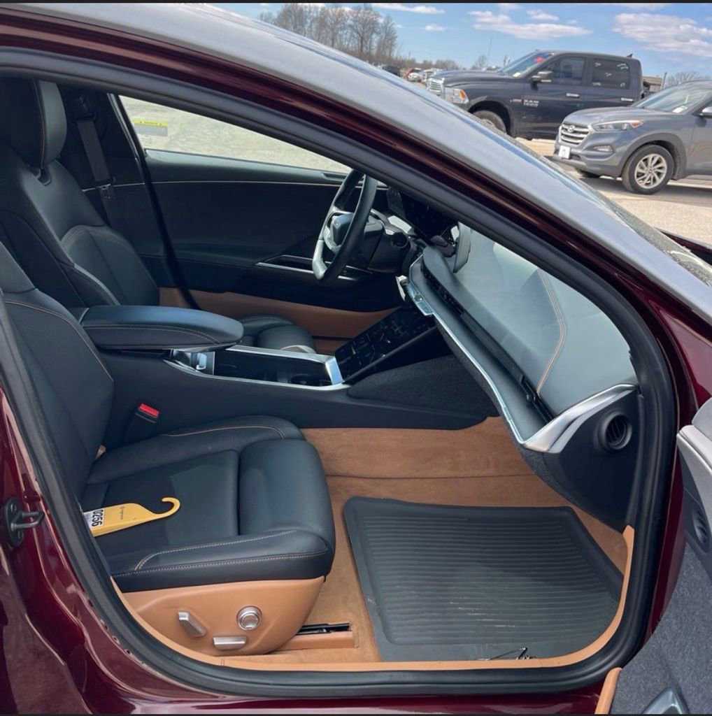 Used 2023 Lucid Air Touring image 13