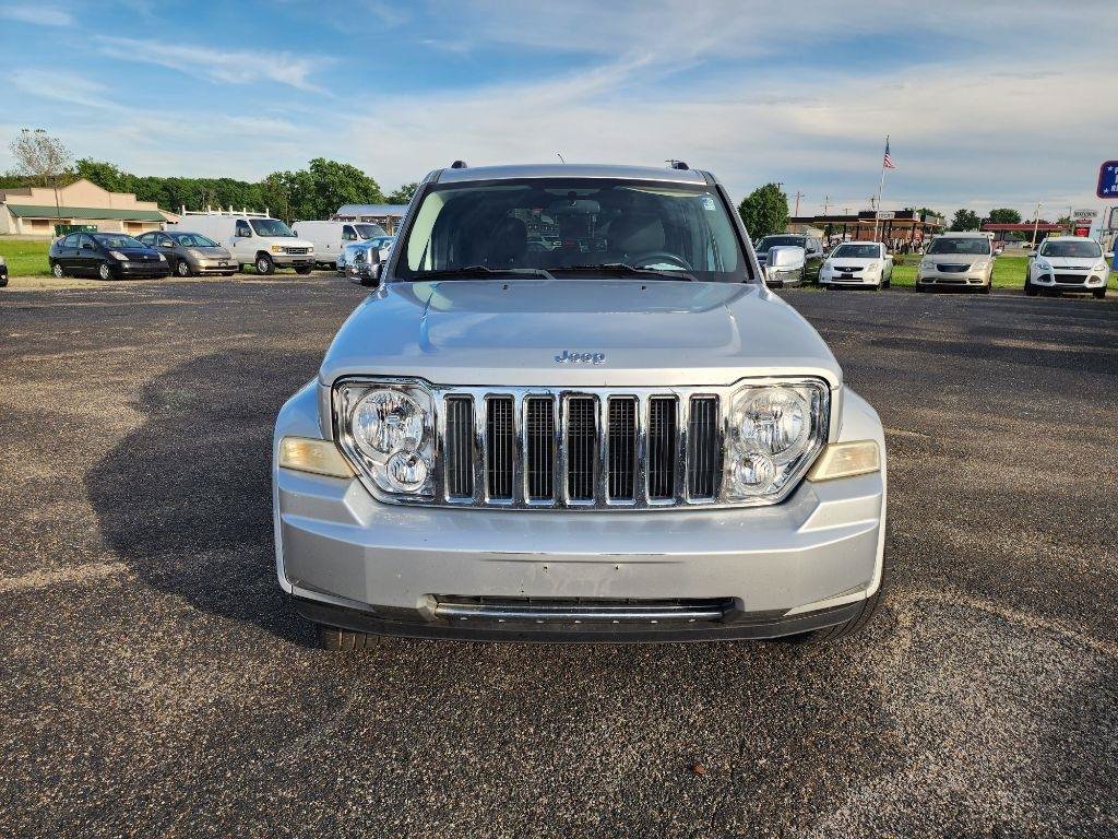 Used 2011 Jeep Liberty Sport AWD/4WD image 12