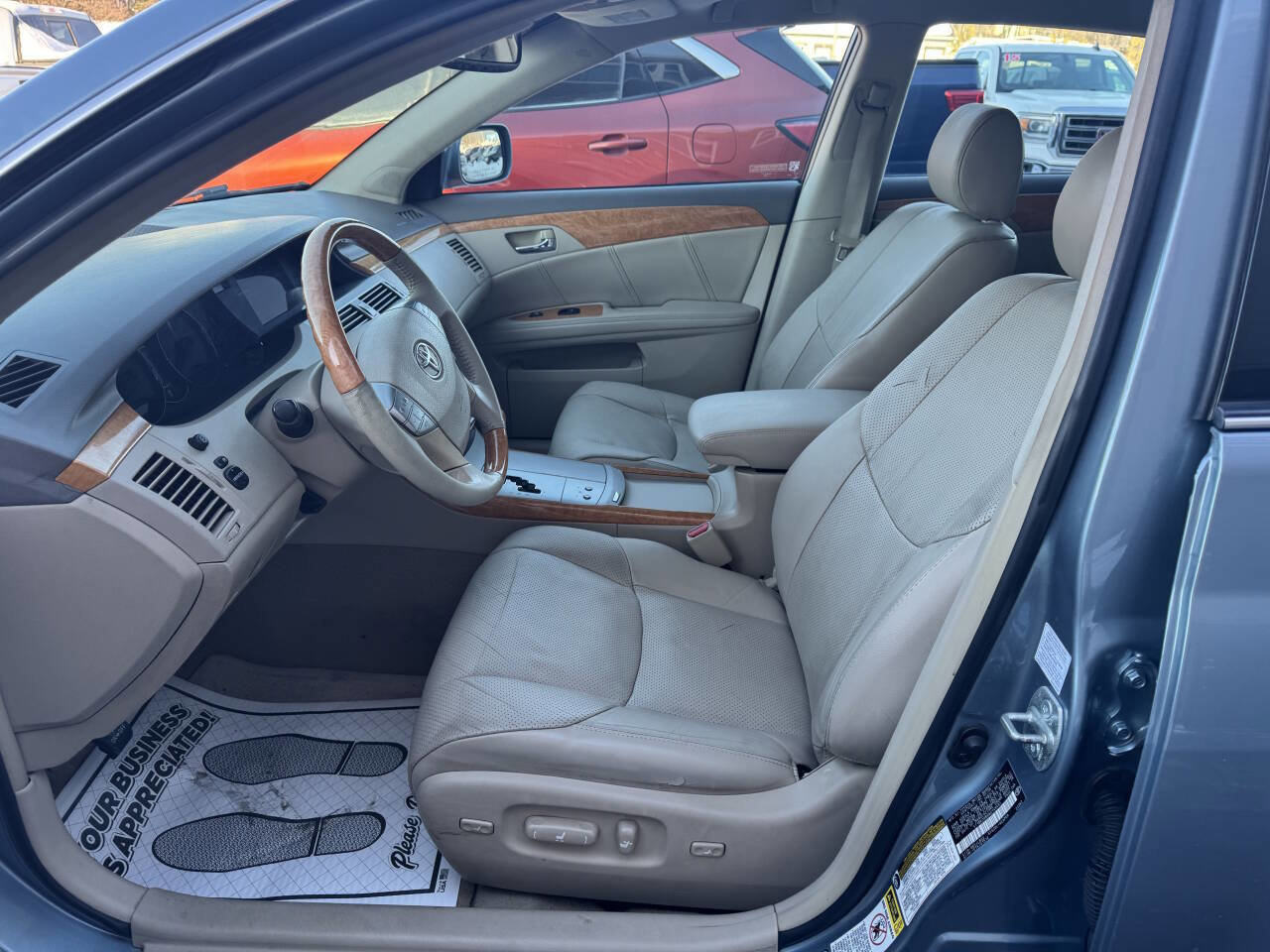 Used 2006 Toyota Avalon Limited image 10