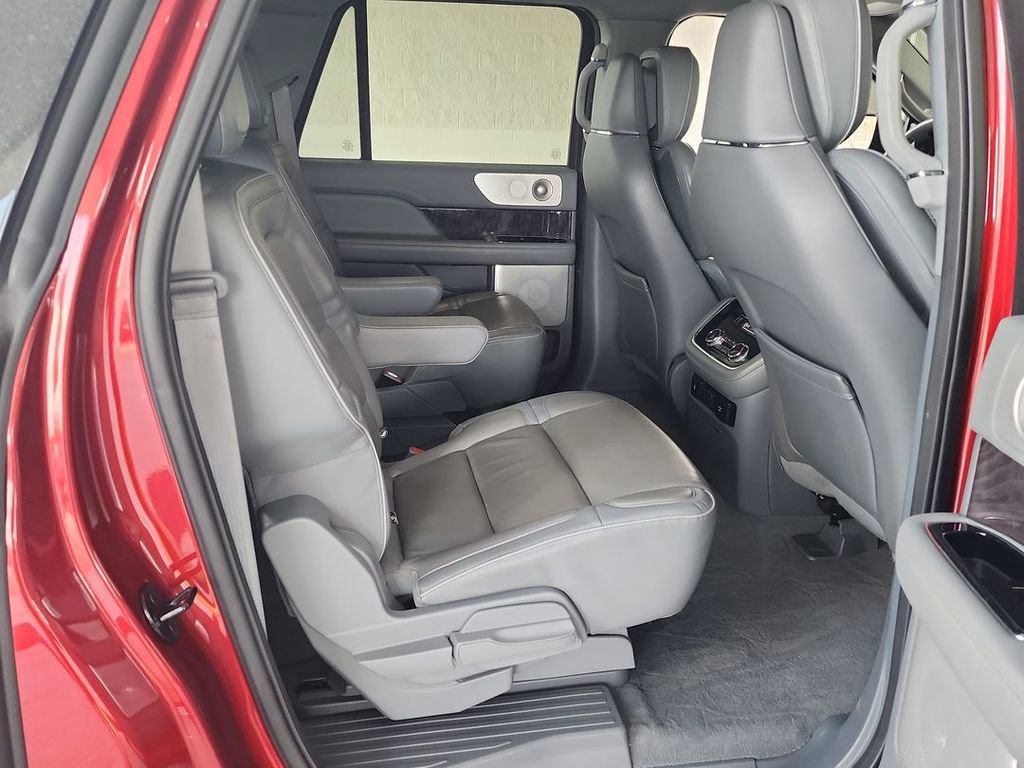 Used 2019 Lincoln Navigator L Reserve w/ Cargo Package image 26