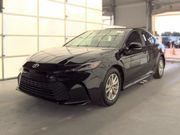 Used 2025 Toyota Camry LE w/ Convenience Package FWD image 1