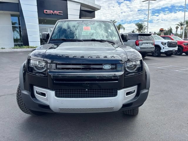 Used 2020 Land Rover Defender 110 HSE AWD/4WD image 2