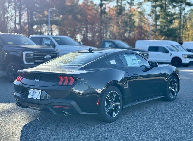 New 2025 Ford Mustang Coupe image 4