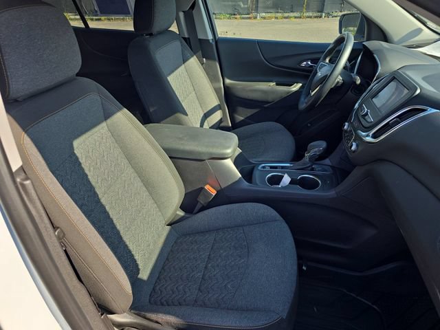 Certified 2024 Chevrolet Equinox LT w/ LPO, Floor Liner Package FWD image 33