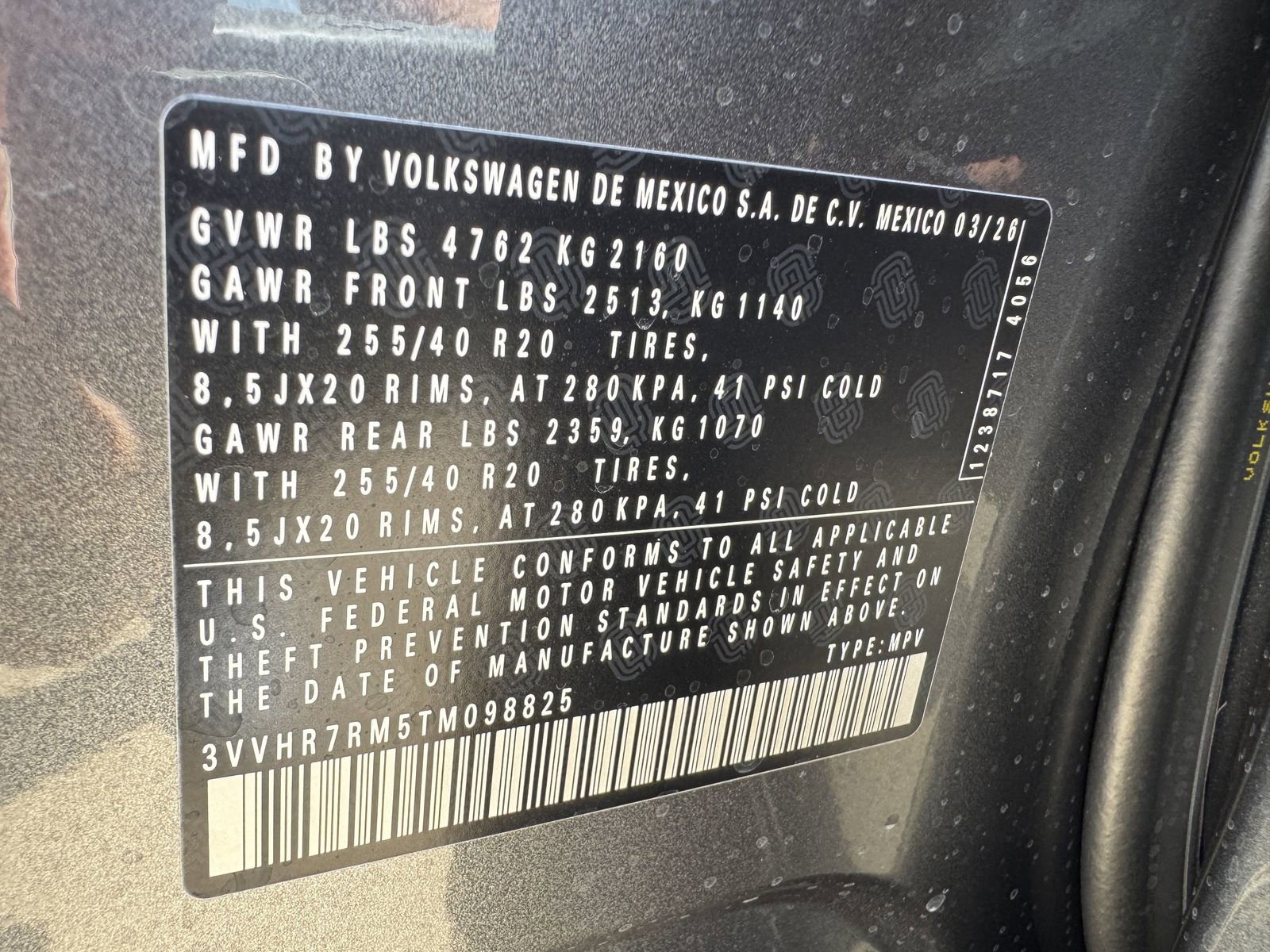 New 2026 Volkswagen Tiguan SE R-Line FWD image 29