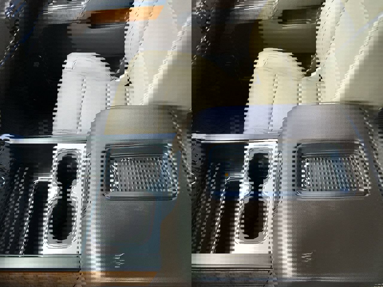 Used 2018 GMC Sierra 1500 SLT image 17