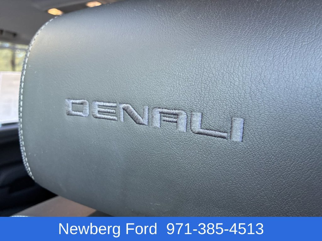Used 2017 GMC Sierra 2500 Denali AWD/4WD image 27