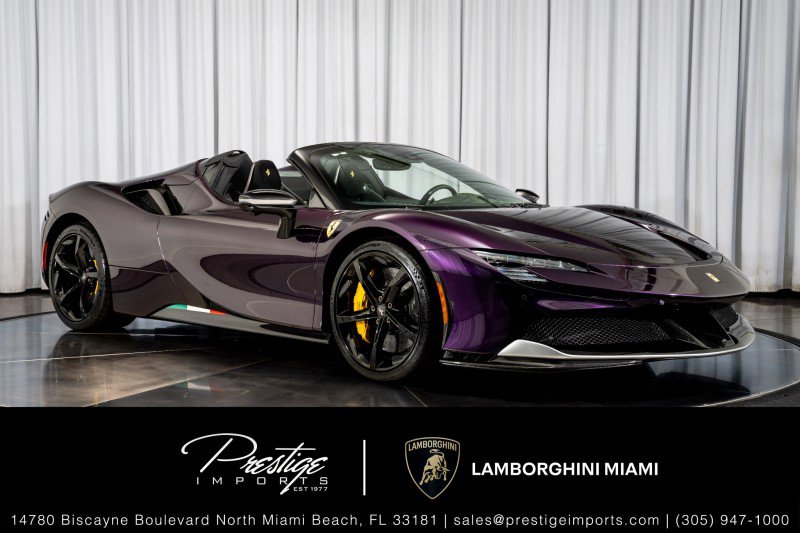 Used 2025 Ferrari SF90 Spider image 1