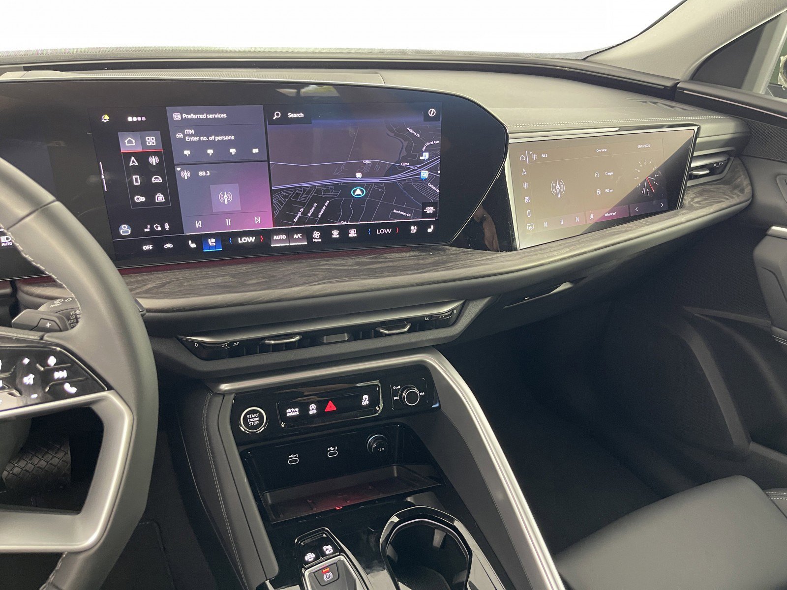 New 2025 Audi Q5 Prestige image 30