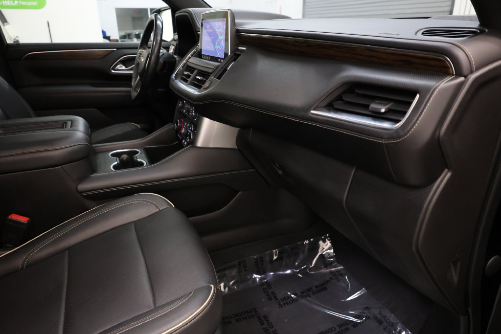 Used 2021 Chevrolet Suburban Premier w/ Premium Package RWD image 75