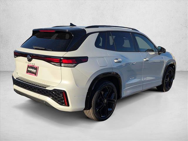 New 2026 Volkswagen Tiguan SE R-Line FWD video 2
