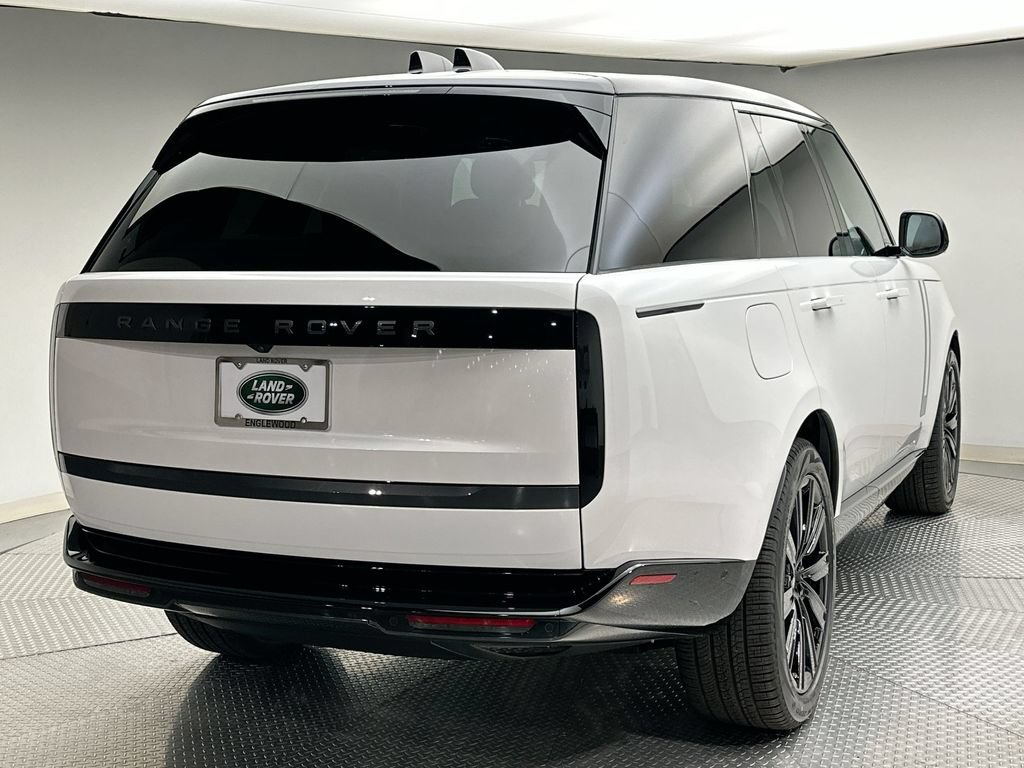 Certified 2025 Land Rover Range Rover SE AWD/4WD image 2