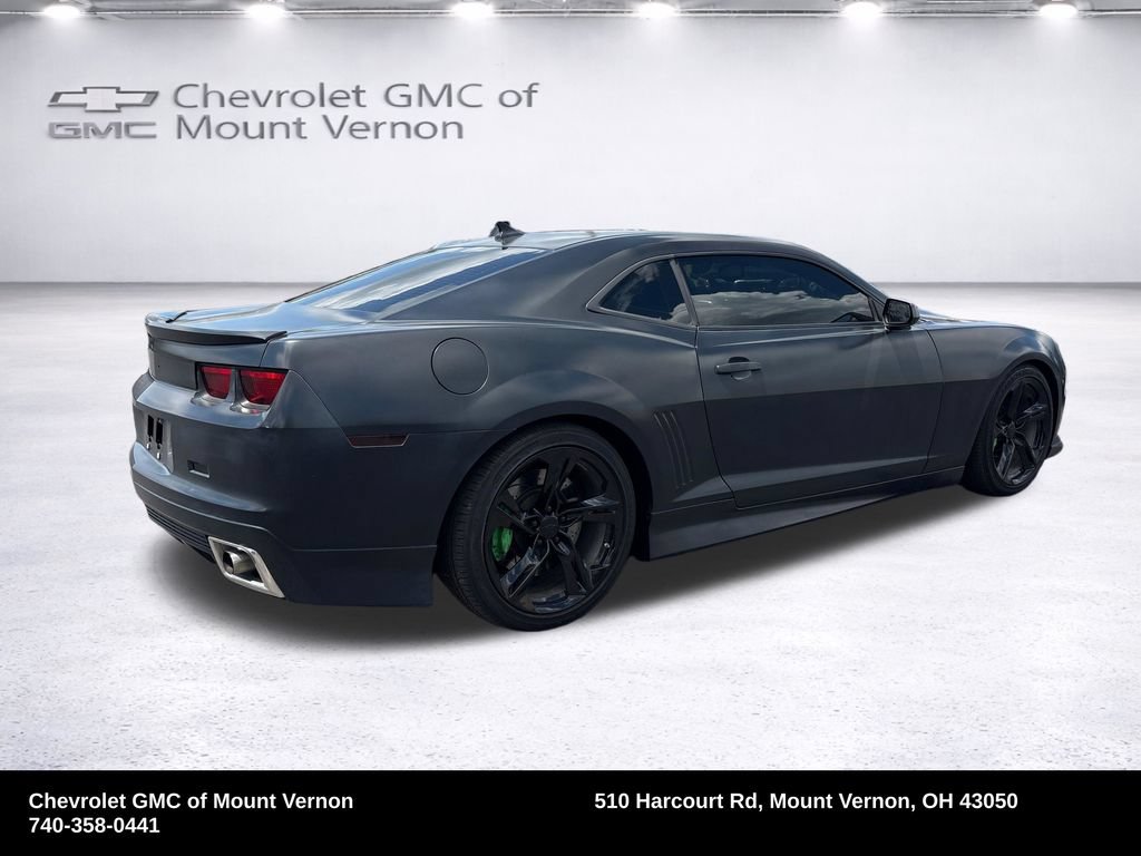 Used 2010 Chevrolet Camaro SS w/ LPO, Ground Effects Package RWD image 5