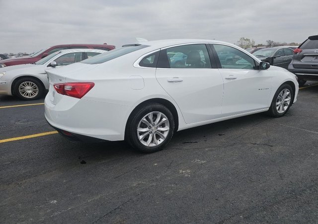 Used 2023 Chevrolet Malibu LT w/ Driver Confidence Package image 2