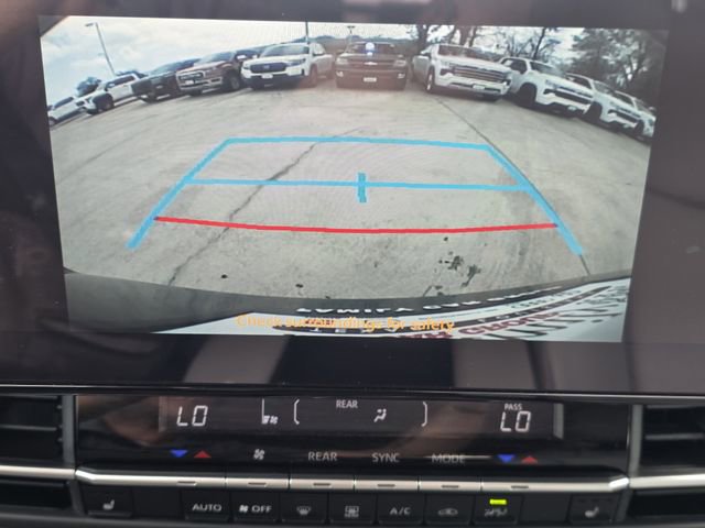 Used 2025 Toyota Sienna XLE w/ XLE Plus Package image 17