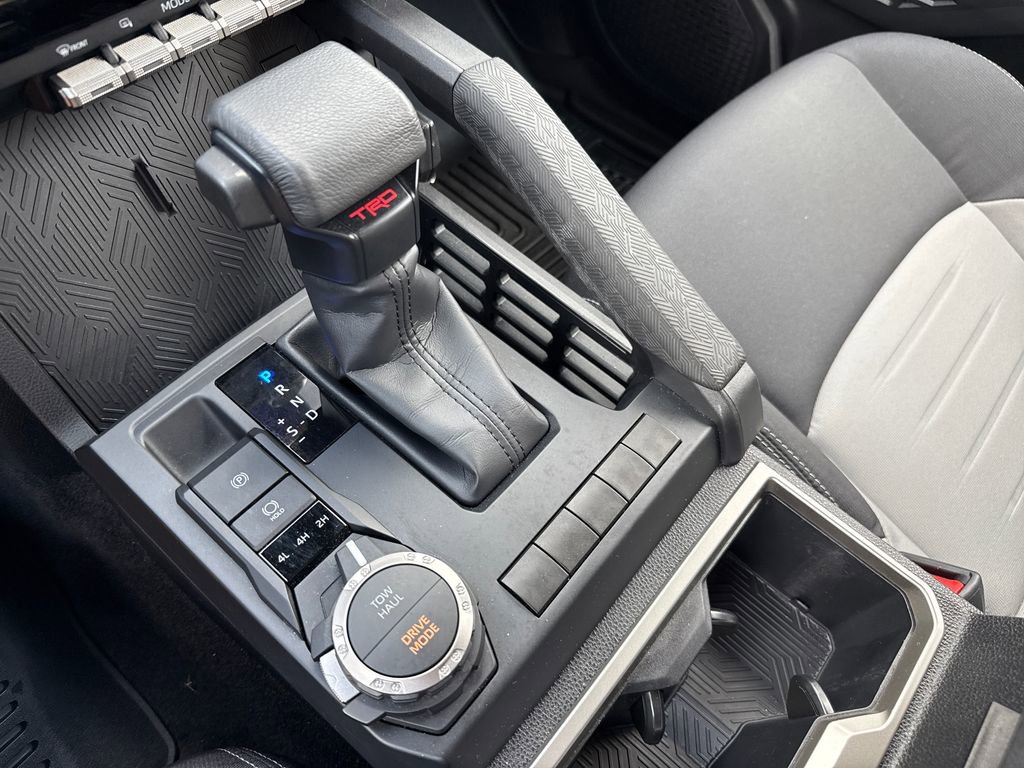 Used 2025 Toyota Tacoma TRD Sport image 22
