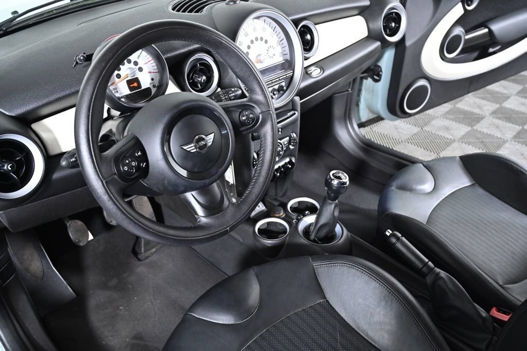 Used 2013 MINI Cooper Clubman FWD image 10
