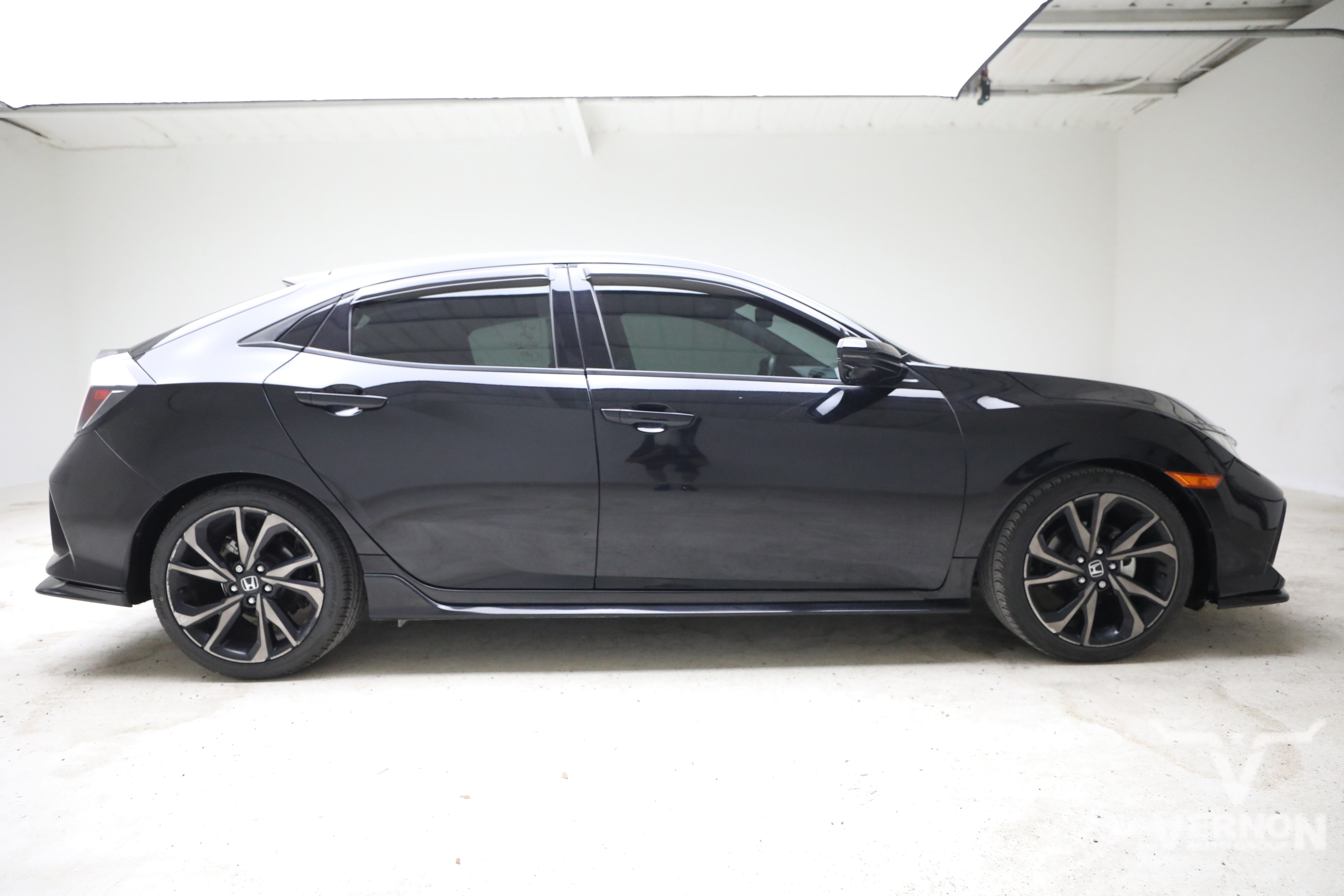 Used 2017 Honda Civic Sport Touring image 5