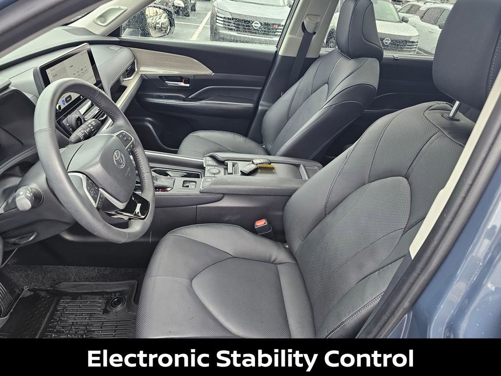 Used 2024 Toyota Grand Highlander Limited image 22