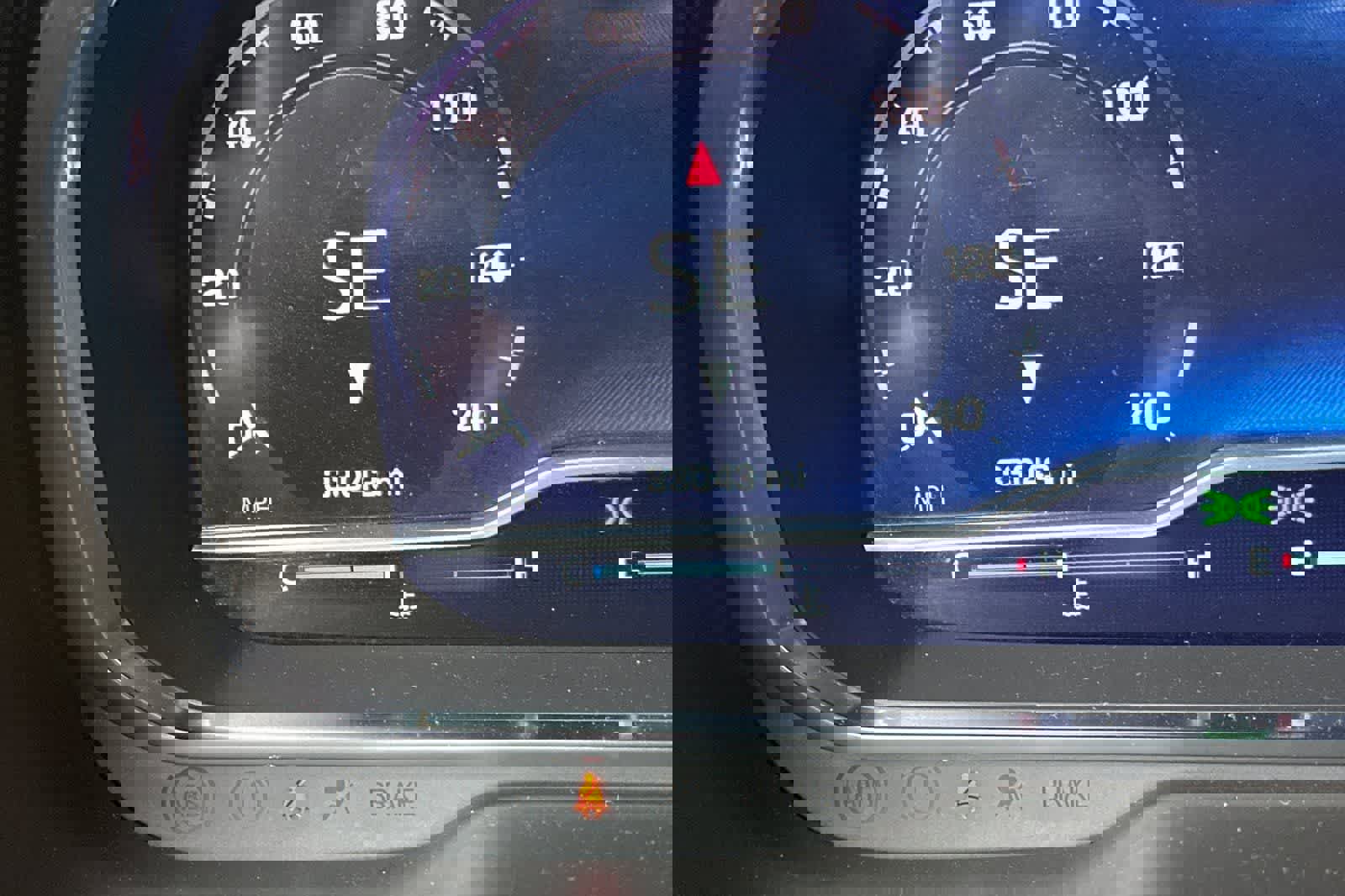 Used 2022 Chevrolet Tahoe RST w/ Sport Performance Package image 24