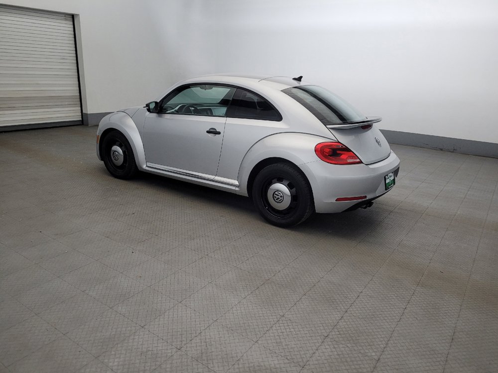 Used 2015 Volkswagen Beetle 1.8T Classic FWD image 3