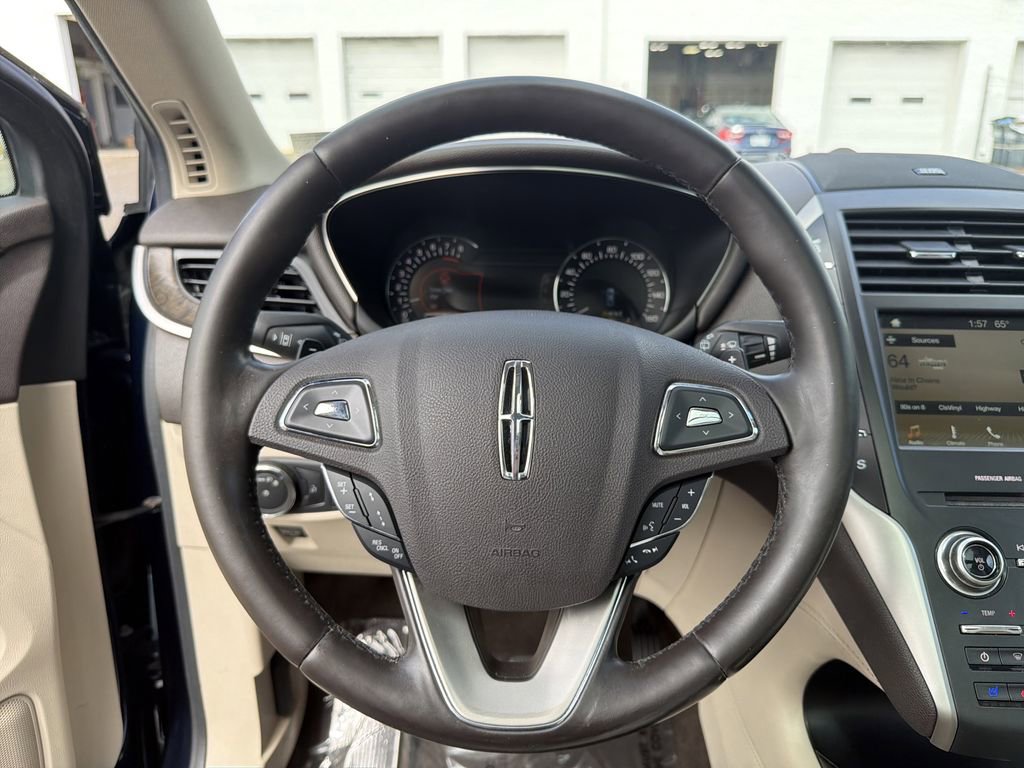 Used 2017 Lincoln MKC Reserve AWD/4WD image 22