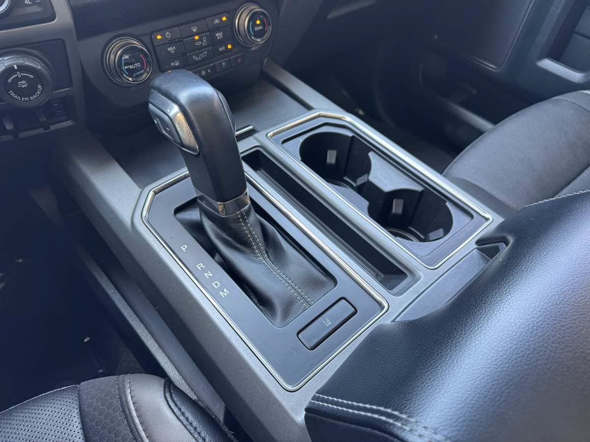 Used 2020 Ford F150 Raptor w/ Equipment Group 802A Luxury AWD/4WD image 17
