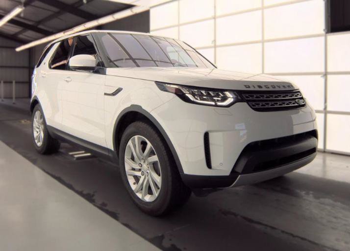 Used 2017 Land Rover Discovery HSE AWD/4WD image 3