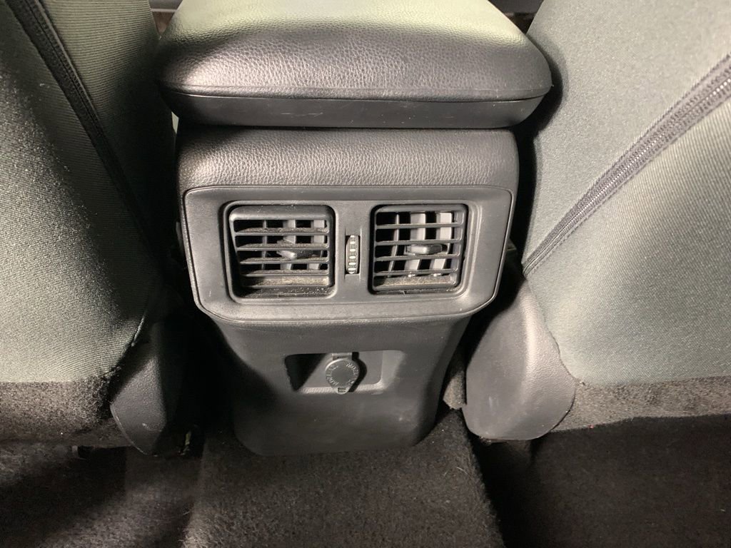 Used 2024 Toyota RAV4 LE image 32