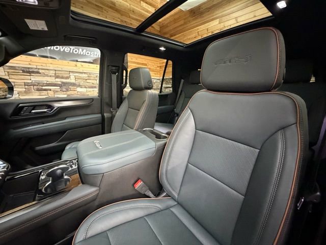Used 2025 GMC Yukon AT4 image 12